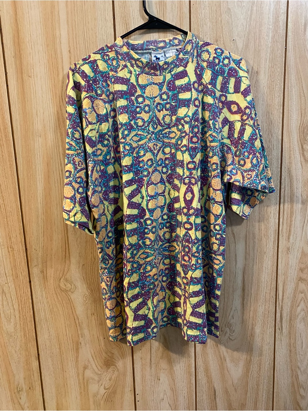 Vintage-Inspired Yellow Patterned Men’s Short Sleeve Shirt